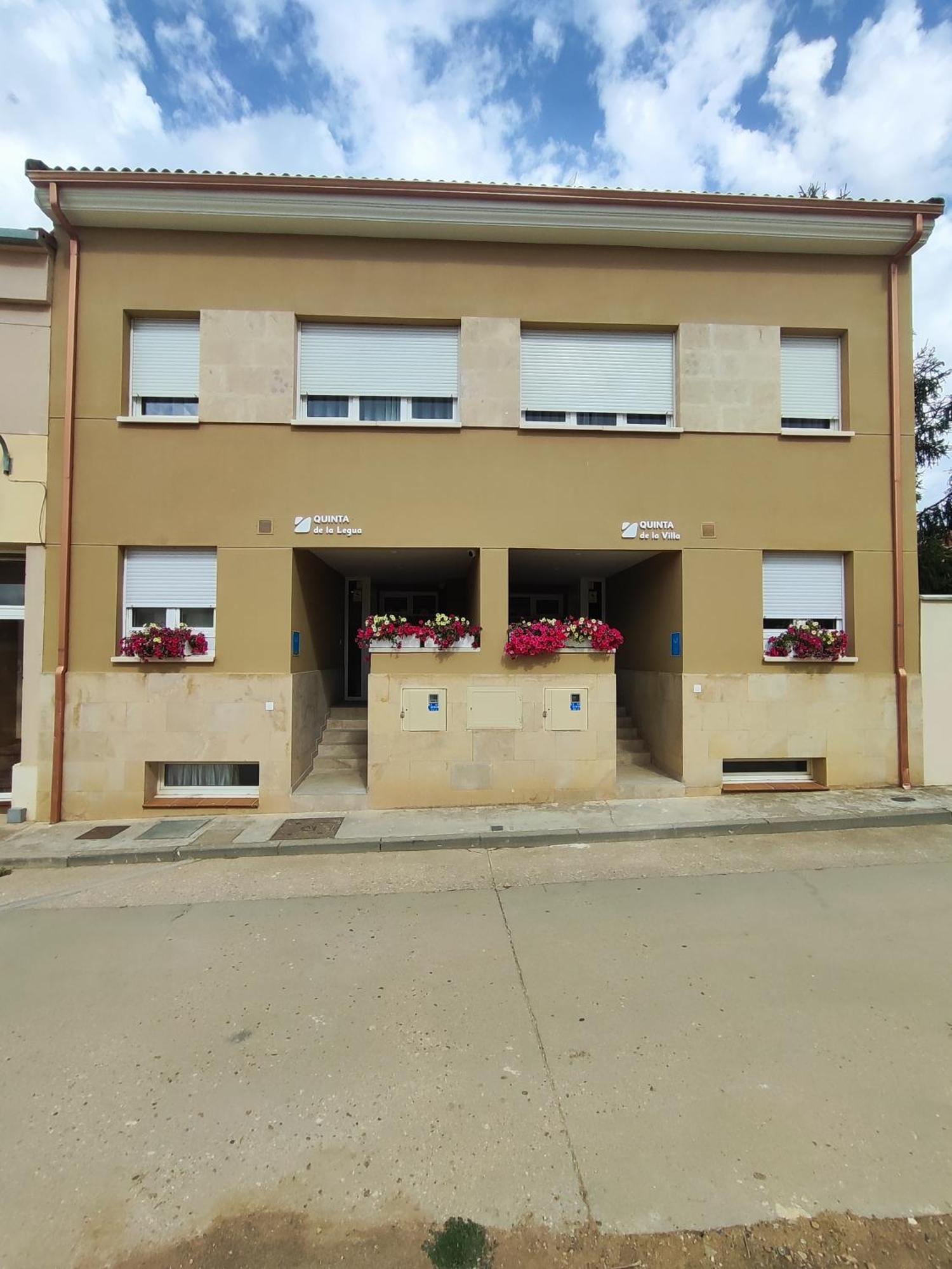 Vut Quinta La Villa Quintanadueñas Exteriör bild